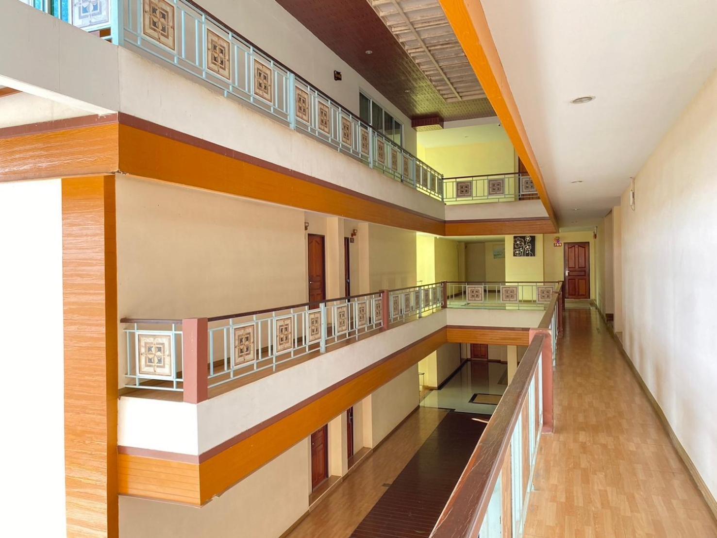Chai Nat Chaophayathara Riverside Hotel מראה חיצוני תמונה