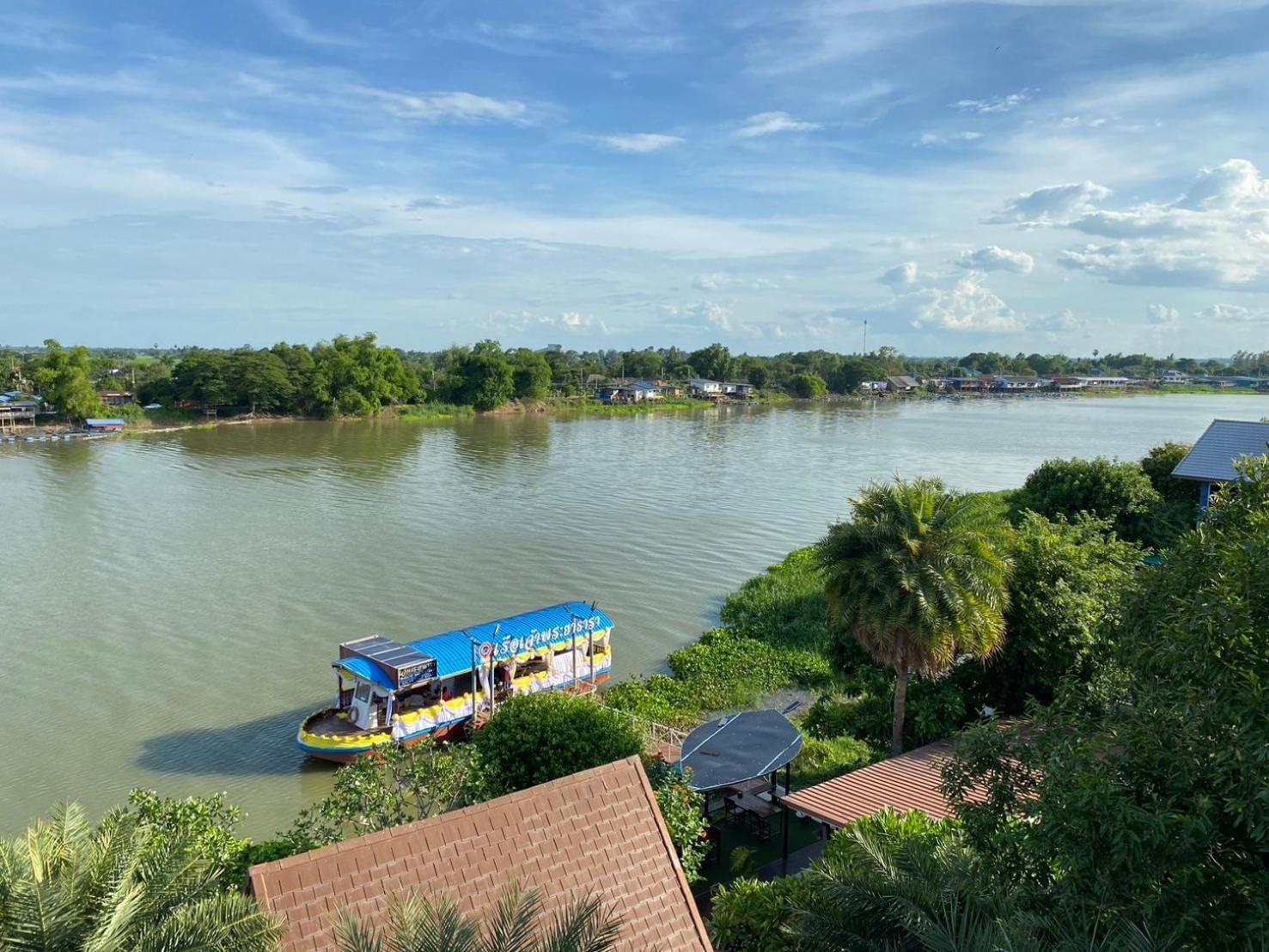 Chai Nat Chaophayathara Riverside Hotel מראה חיצוני תמונה