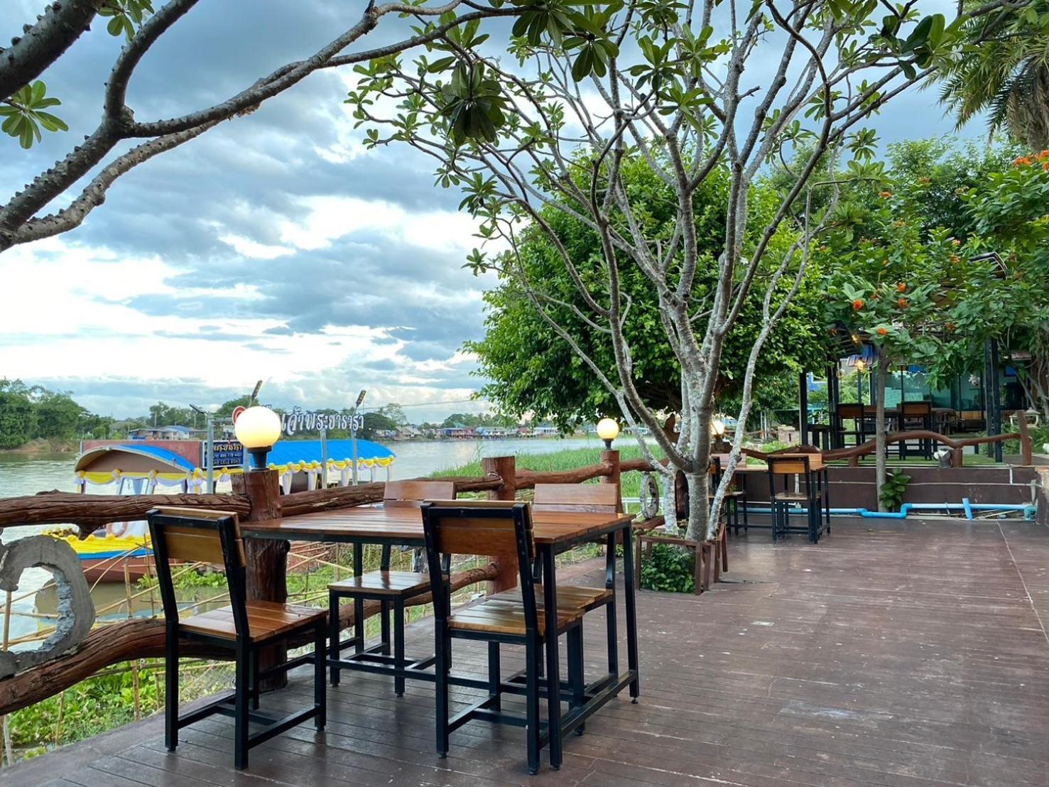 Chai Nat Chaophayathara Riverside Hotel מראה חיצוני תמונה