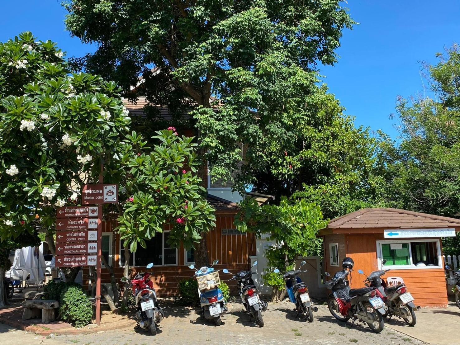 Chai Nat Chaophayathara Riverside Hotel מראה חיצוני תמונה