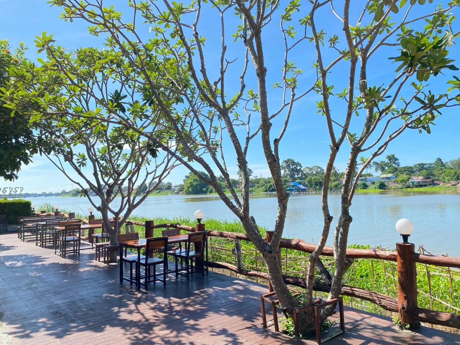 Chai Nat Chaophayathara Riverside Hotel מראה חיצוני תמונה
