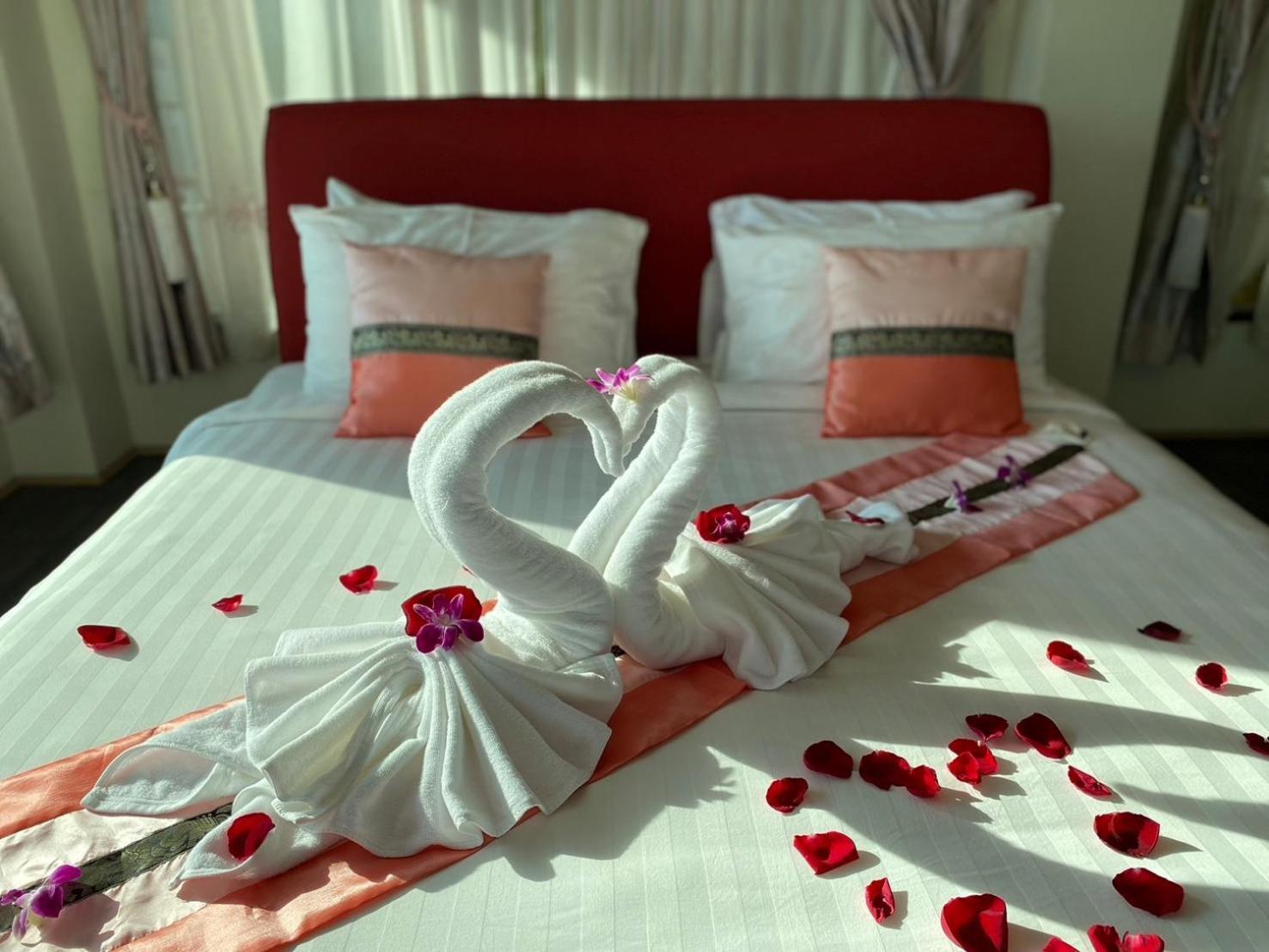 Chai Nat Chaophayathara Riverside Hotel מראה חיצוני תמונה