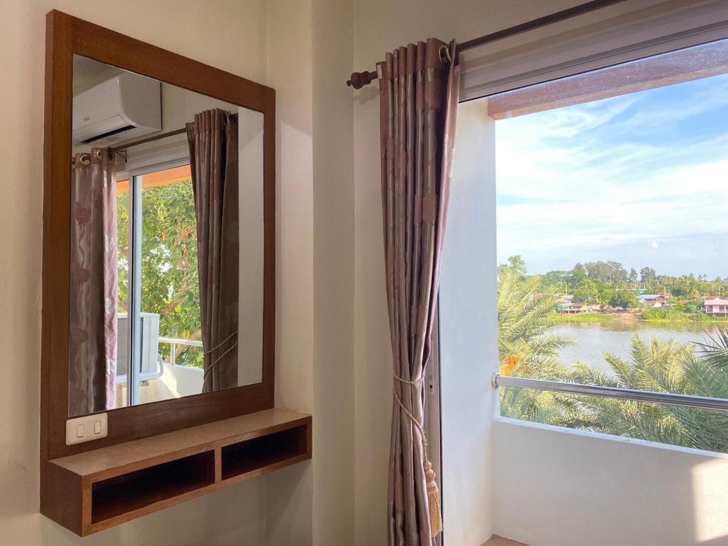 Chai Nat Chaophayathara Riverside Hotel מראה חיצוני תמונה