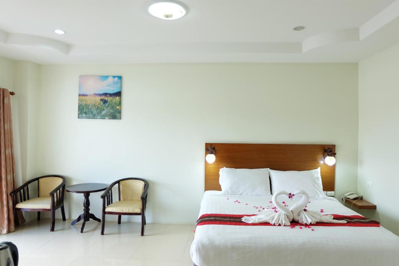 Chai Nat Chaophayathara Riverside Hotel מראה חיצוני תמונה